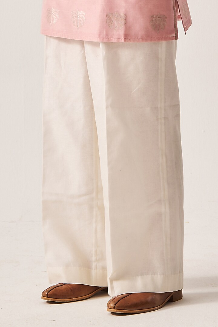Pale Pink Chanderi Hand Embroidered Bundi Jacket Set by Wabi Sabi Men at Pernia's Pop Up Shop