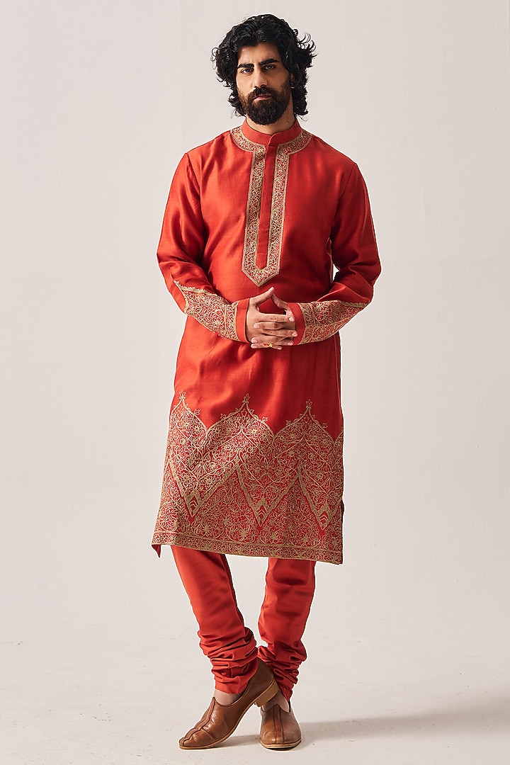 Rust Chanderi Zari Embroidered Handloom Kurta Set by Wabi Sabi Men at Pernia's Pop Up Shop