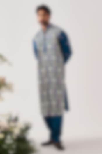 Teal Blue Chanderi Aari Embroidered Handloom Kurta Set by Wabi Sabi Men at Pernia's Pop Up Shop