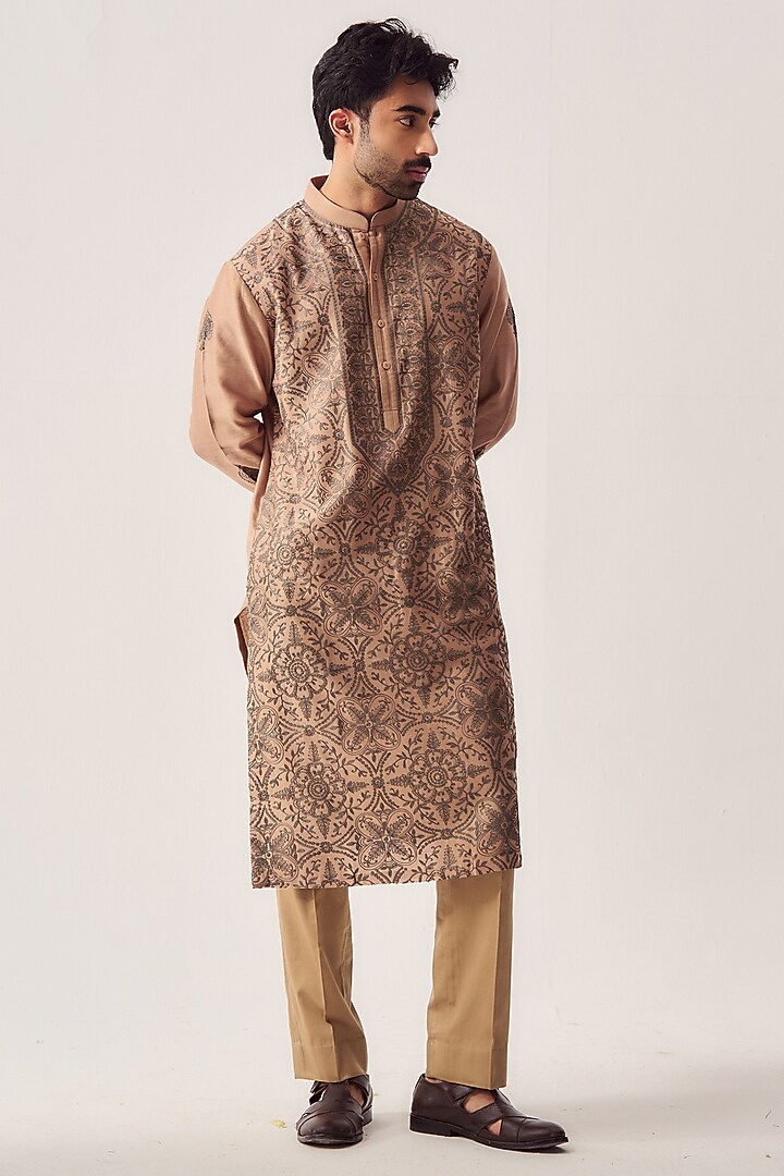 Hazelnut-Colored Chanderi Aari Embroidered Handloom Kurta Set by Wabi Sabi Men at Pernia's Pop Up Shop