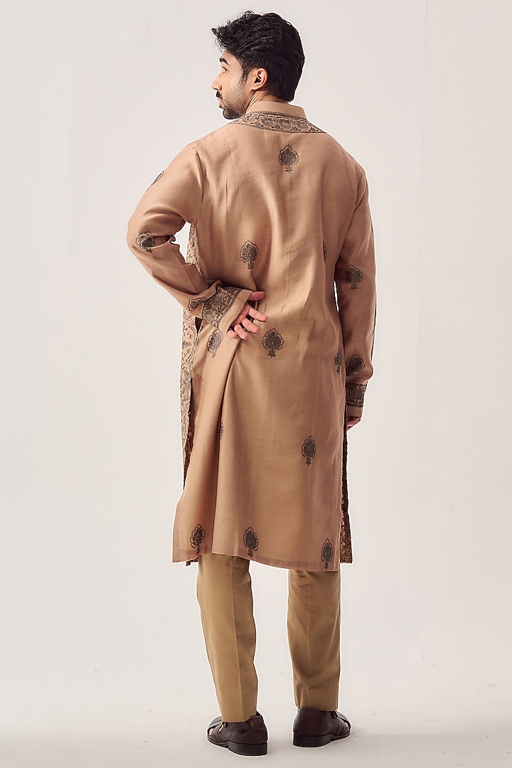 Hazelnut-Colored Chanderi Aari Embroidered Handloom Kurta Set by Wabi Sabi Men at Pernia's Pop Up Shop