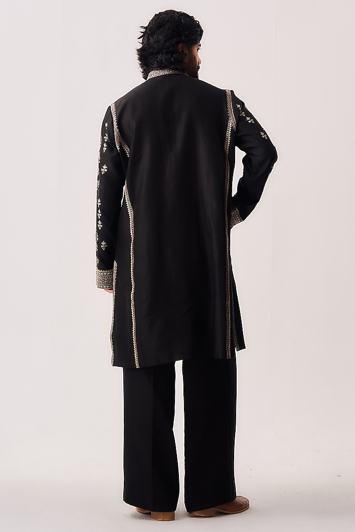 Black Chanderi Resham Embroidered Handloom Kurta Set by Wabi Sabi Men at Pernia's Pop Up Shop