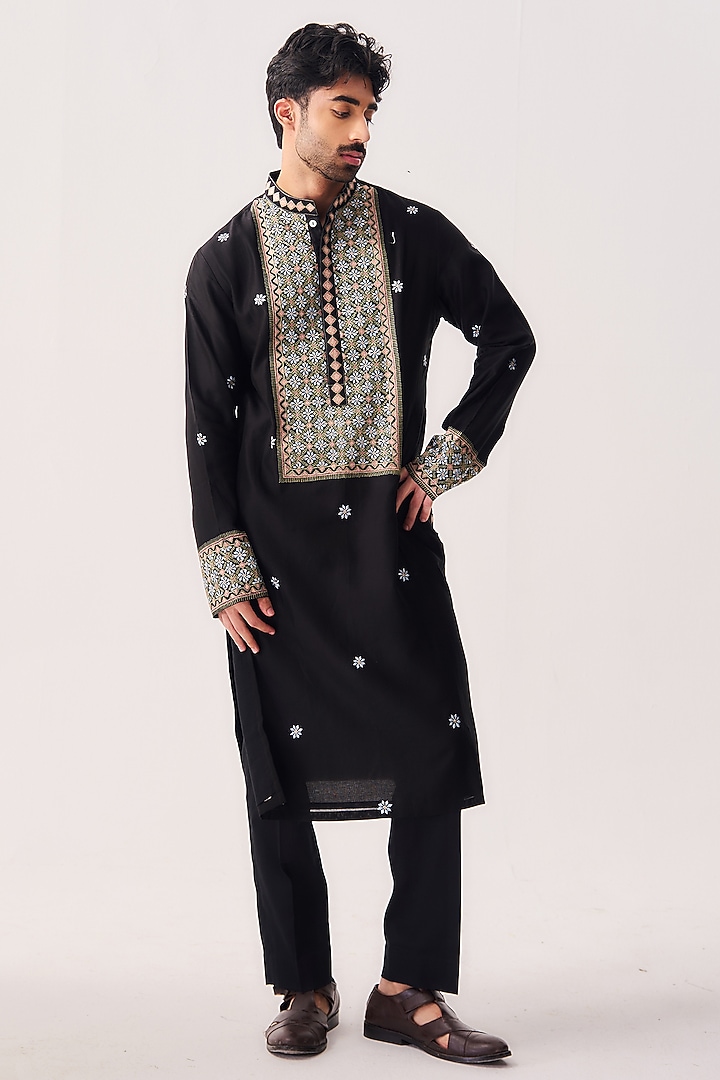 Black Chanderi Resham Embroidered Handloom Kurta Set by Wabi Sabi Men at Pernia's Pop Up Shop