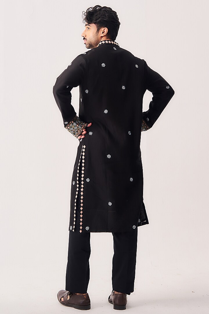 Black Chanderi Resham Embroidered Handloom Kurta Set by Wabi Sabi Men at Pernia's Pop Up Shop