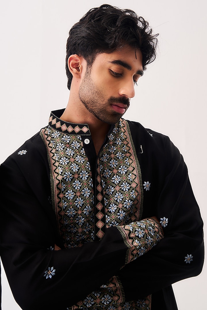 Black Chanderi Resham Embroidered Handloom Kurta Set by Wabi Sabi Men at Pernia's Pop Up Shop
