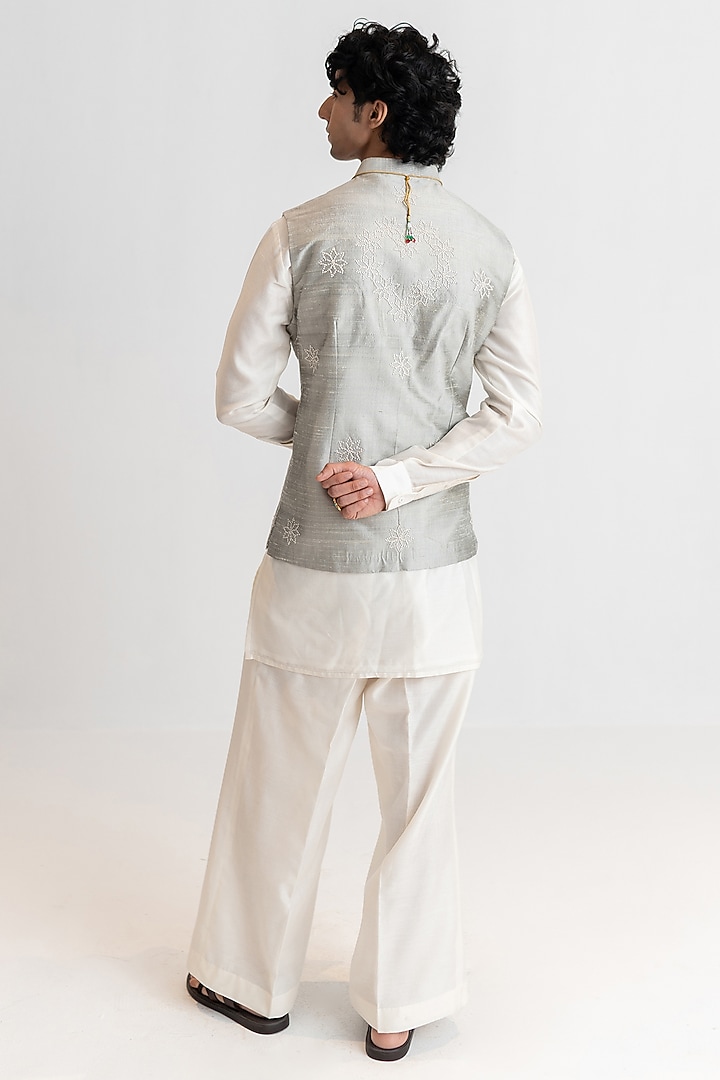 Pearl Grey Raw Silk Hand Embroidered Bundi Jacket Set by Wabi Sabi Men at Pernia's Pop Up Shop