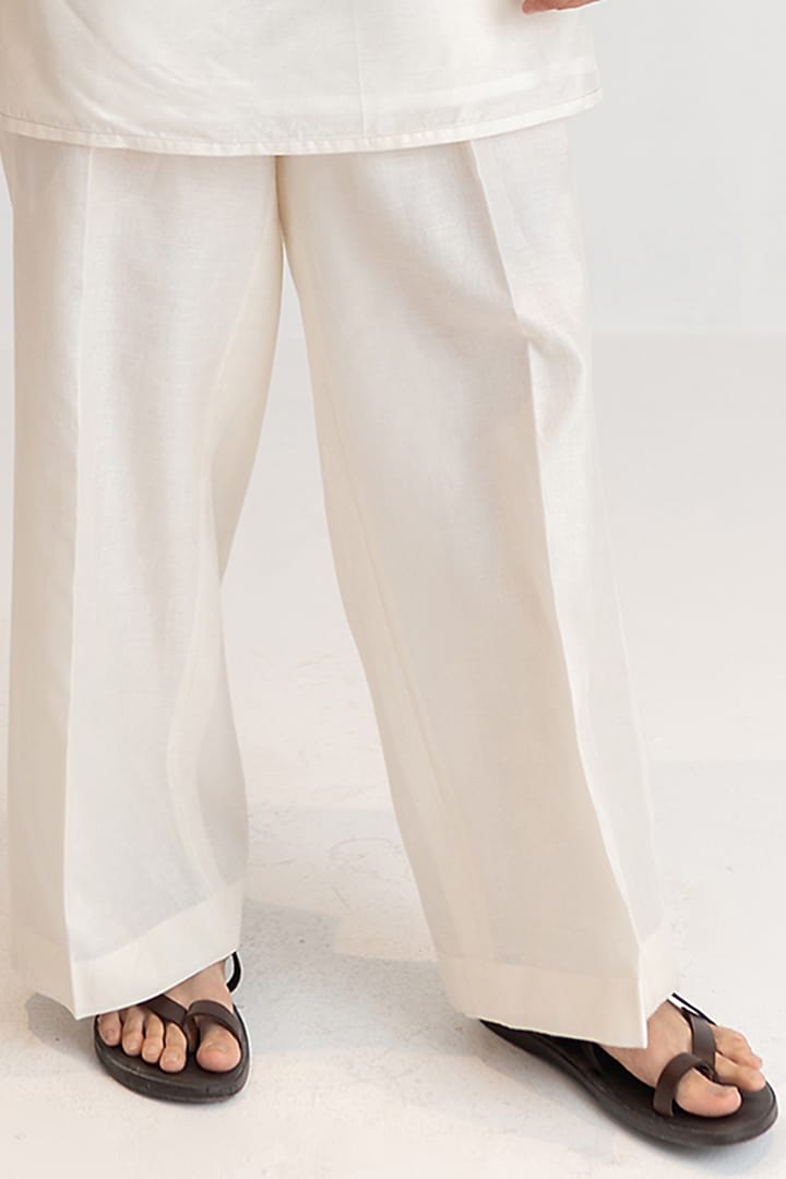 Pearl Grey Raw Silk Hand Embroidered Bundi Jacket Set by Wabi Sabi Men at Pernia's Pop Up Shop