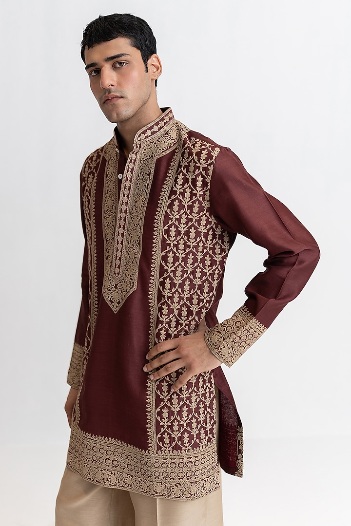 Plum Wine Handloom Chanderi Marodi Embroidered Short Kurta Set by Wabi Sabi Men at Pernia's Pop Up Shop