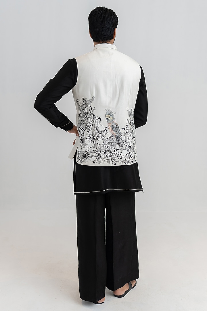 White & Black Handloom Chanderi Handpainted Bundi Jacket Set by Wabi Sabi Men at Pernia's Pop Up Shop
