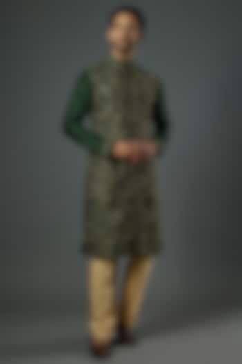 Pine Green Chanderi Handloom Sequin & Cutdana Embroidered Kurta Set by Wabi Sabi Men at Pernia's Pop Up Shop