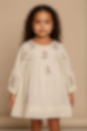 White Cotton Floral Embroidered Dress For Girls by Pooja Wang at Pernia's Pop Up Shop