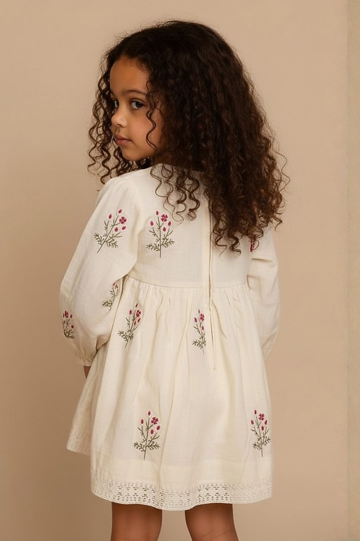 White Cotton Floral Embroidered Dress For Girls by Pooja Wang at Pernia's Pop Up Shop