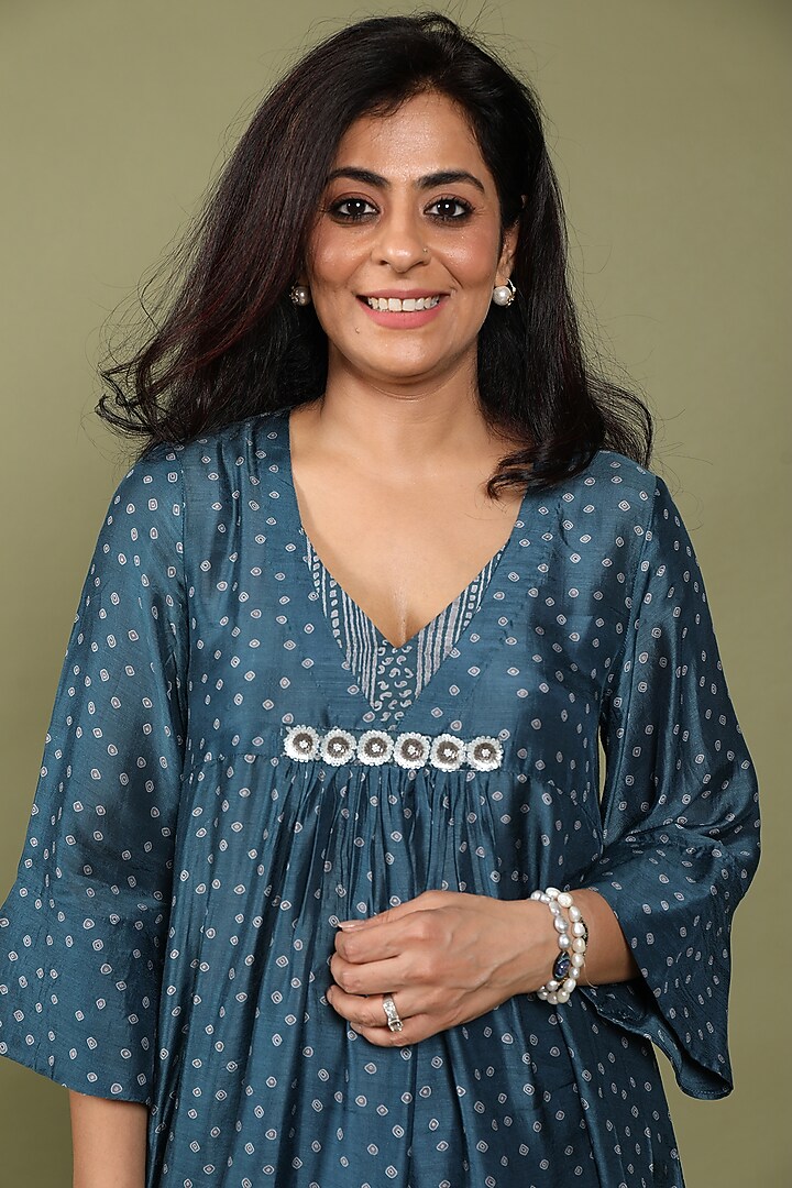 Indigo Blue Cotton Silk Embroidered Kurta Set by Wasabi at Pernia's Pop Up Shop