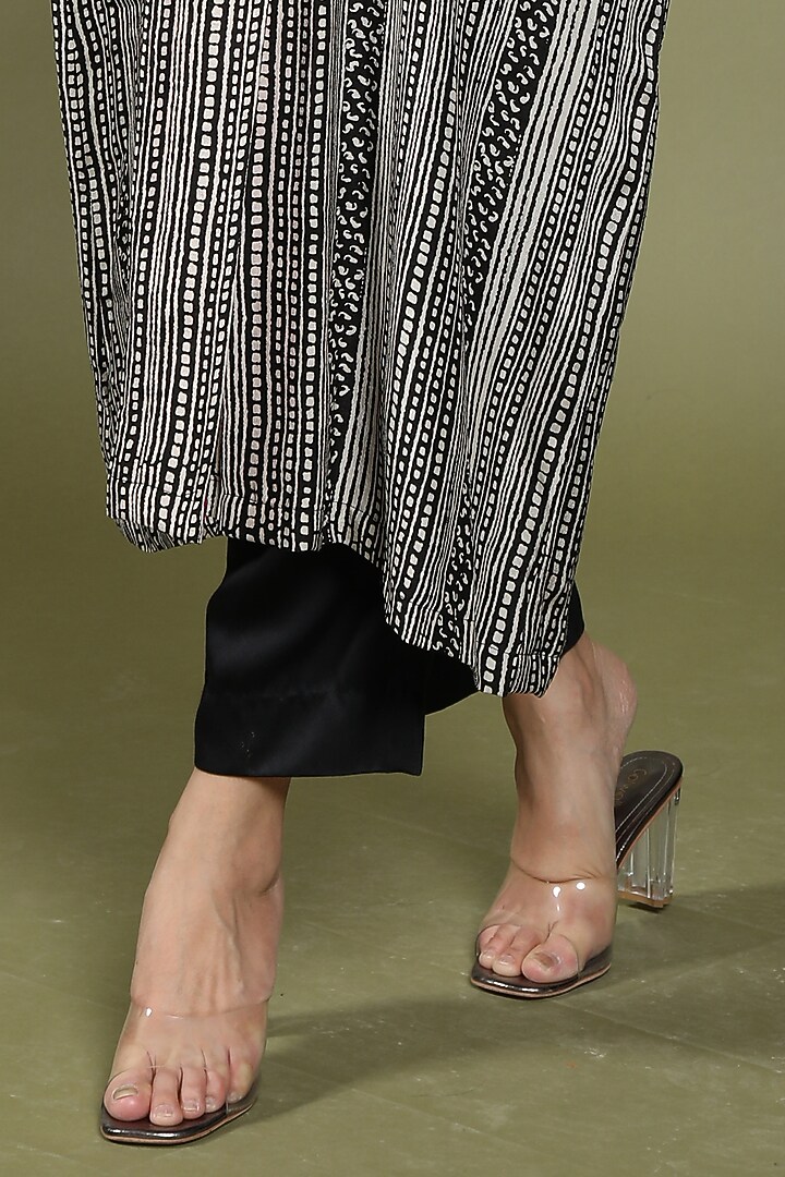 Black & Beige Dora Silk Printed Kurta Set by Wasabi at Pernia's Pop Up Shop