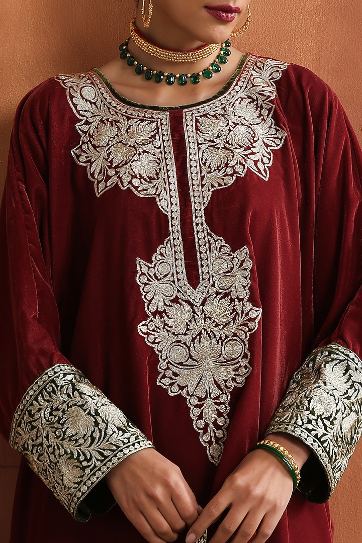Rust Velvet Kashmiri Tilla Embroidered Kurta Set by Wazir C at Pernia's Pop Up Shop