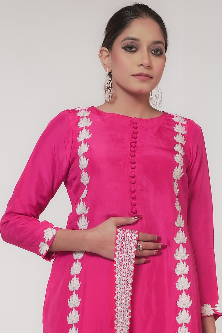 Pink Silk Kashmiri Silver Tilla & Aari Embroidered Kurta Set by Wazir C at Pernia's Pop Up Shop