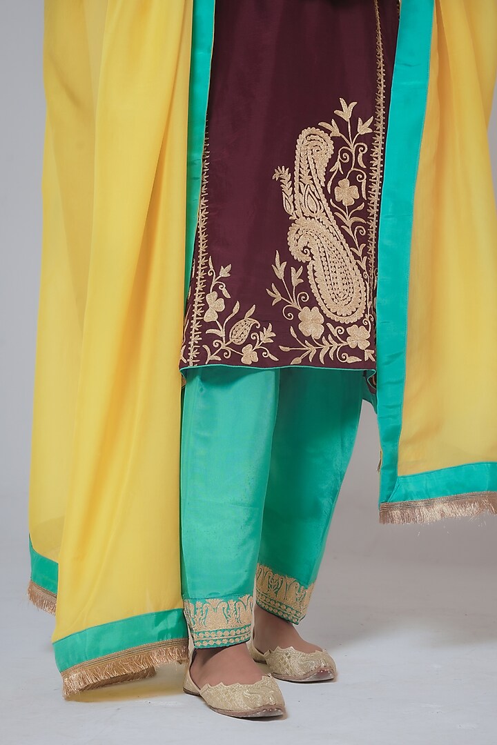 Wine Silk Kashmiri Golden Tilla Embroidered Kurta Set by Wazir C at Pernia's Pop Up Shop