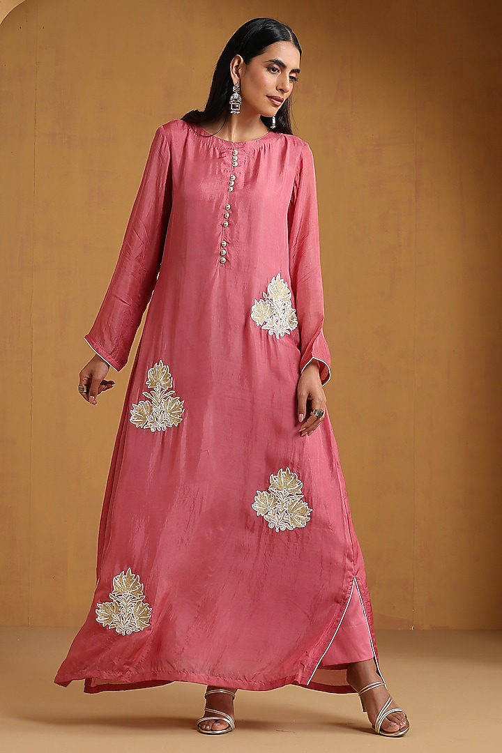 Pink Silk Kashmiri Embroidered Kurta Set by Wazir C at Pernia's Pop Up Shop