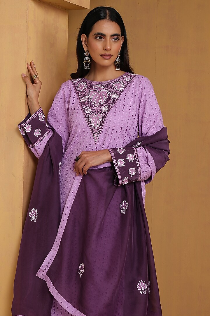 Lavender Crepe Kashmiri Embroidered Kurta Set by Wazir C at Pernia's Pop Up Shop