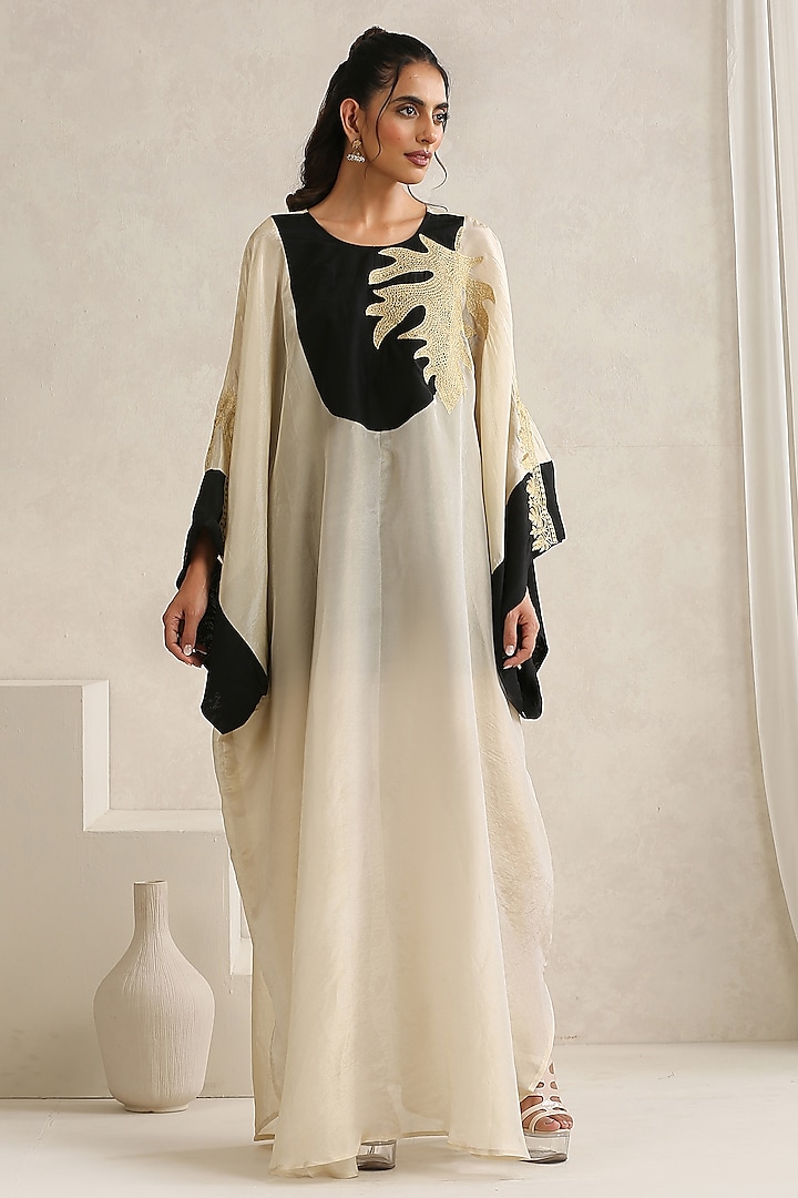 Off-White & Black Silk Kashmiri Tilla Embroidered Abaya by Wazir C at Pernia's Pop Up Shop