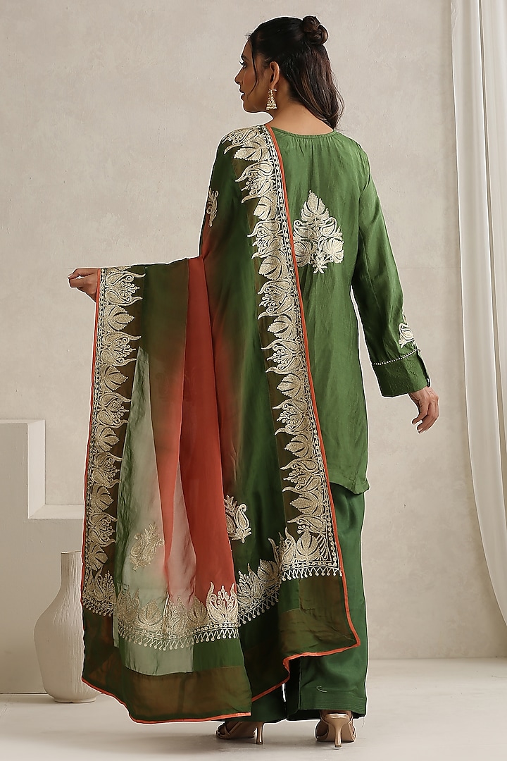 Green Silk & Cotton Kashmiri Tilla Embroidered Kurta Set by Wazir C at Pernia's Pop Up Shop