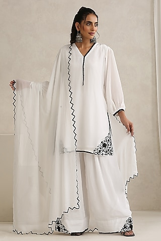White Crepe Kashmiri Aari Embroidered Kurta Set by Wazir C