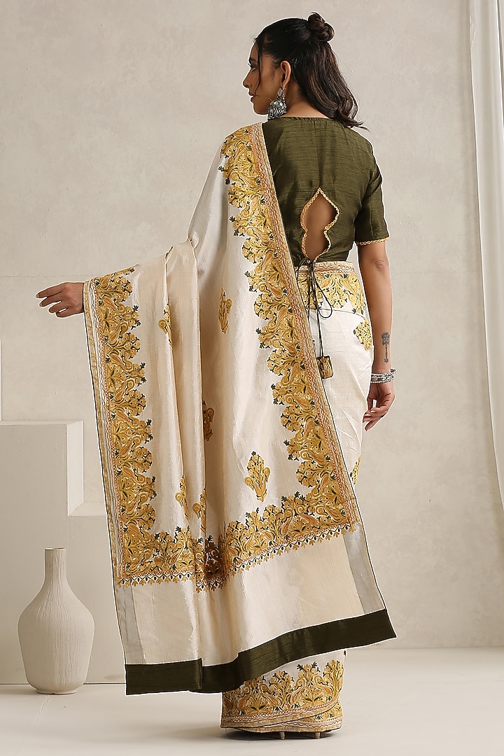Off-White Silk Kashmiri Aari Embroidered Party Wear Saree Set by Wazir C at Pernia's Pop Up Shop