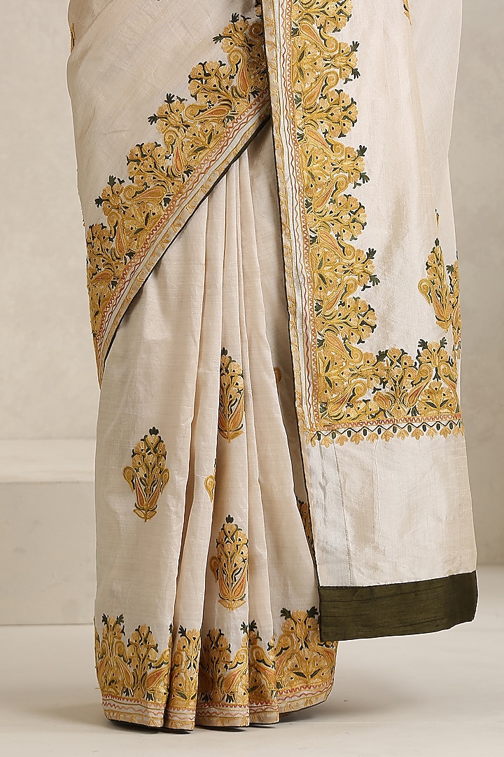 Off-White Silk Kashmiri Aari Embroidered Party Wear Saree Set by Wazir C at Pernia's Pop Up Shop