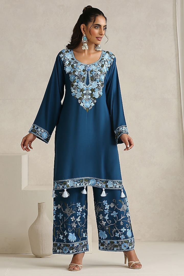 Blue & Green Rayon Kashmiri Aari Embroidered Kurta Set by Wazir C at Pernia's Pop Up Shop