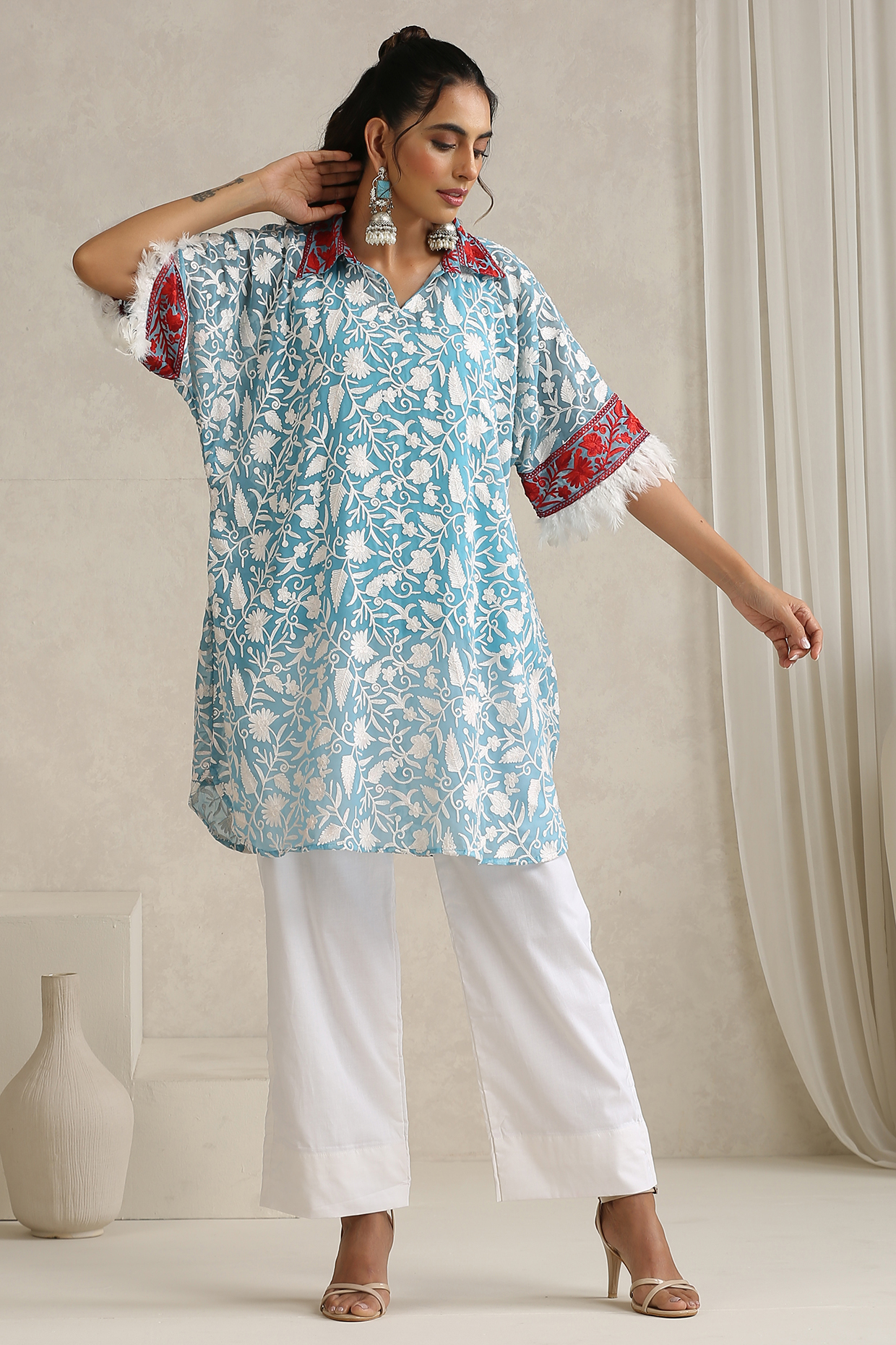 Sky Blue & White Georgette Kashmiri Aari Embroidered Kurta Set by Wazir C at Pernia's Pop Up Shop