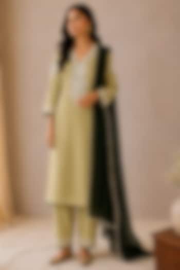 Olive Green Linen Kashmiri Embroidered Kurta Set by Wazir C at Pernia's Pop Up Shop