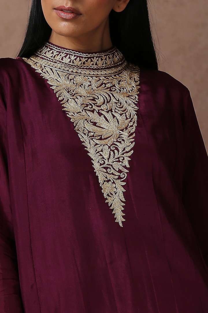 Purple Silk Embroidered Kurta Set by Wazir C at Pernia's Pop Up Shop