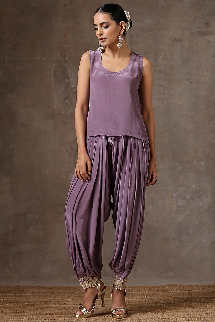 Lilac Organza & Crepe Embroidered Co-Ord Set by Wazir C at Pernia's Pop Up Shop