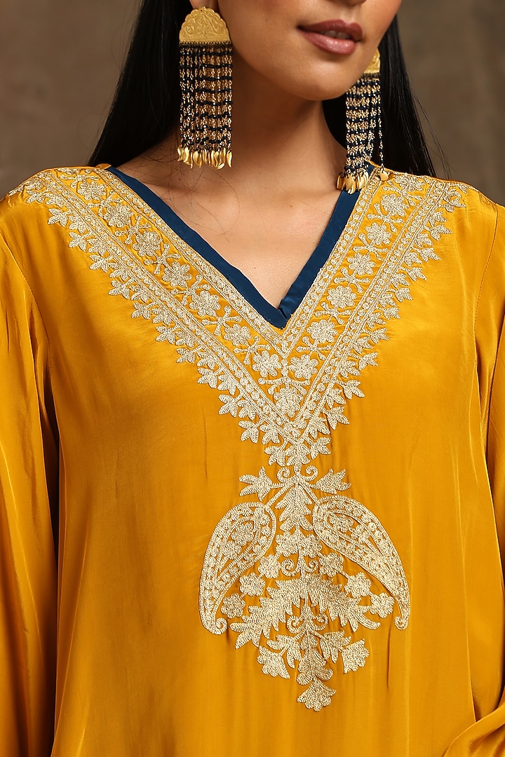 Mustard Crepe Embroidered Pheran Kurta Set by Wazir C at Pernia's Pop Up Shop