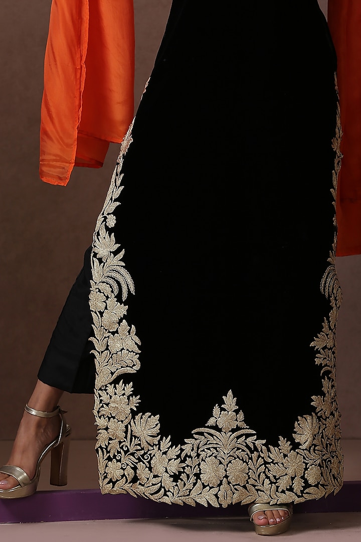 Black Velvet Embroidered Tunic Set by Wazir C at Pernia's Pop Up Shop