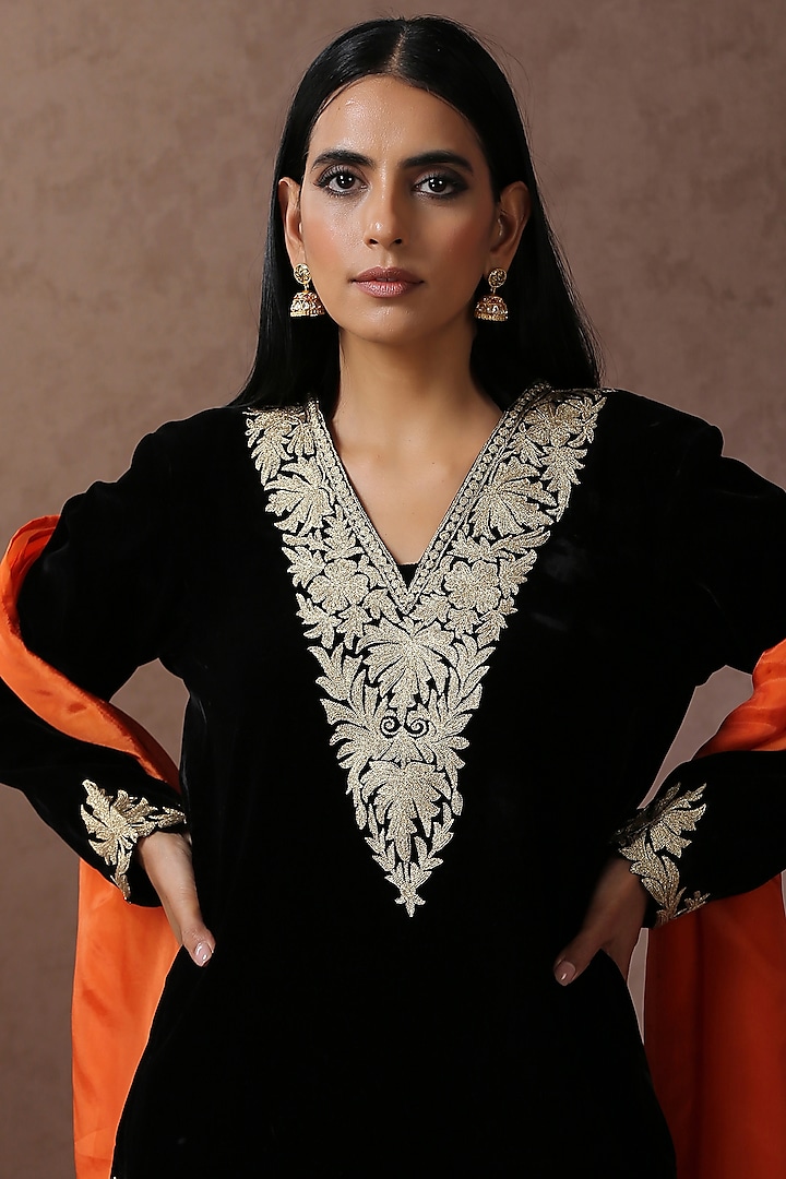Black Velvet Embroidered Tunic Set by Wazir C at Pernia's Pop Up Shop