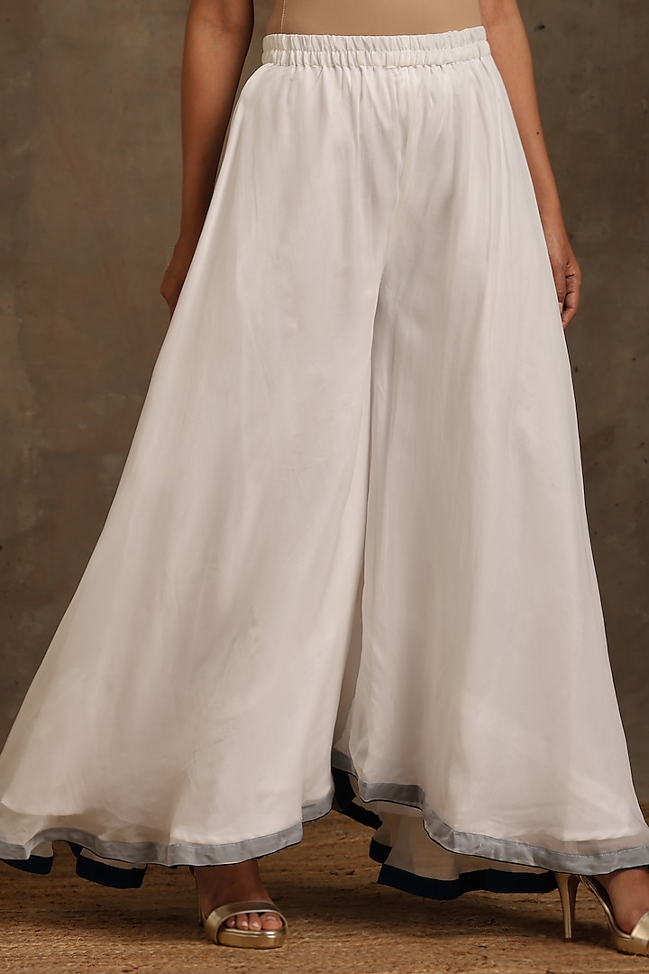 White Organza Embroidered Kurta Set by Wazir C at Pernia's Pop Up Shop
