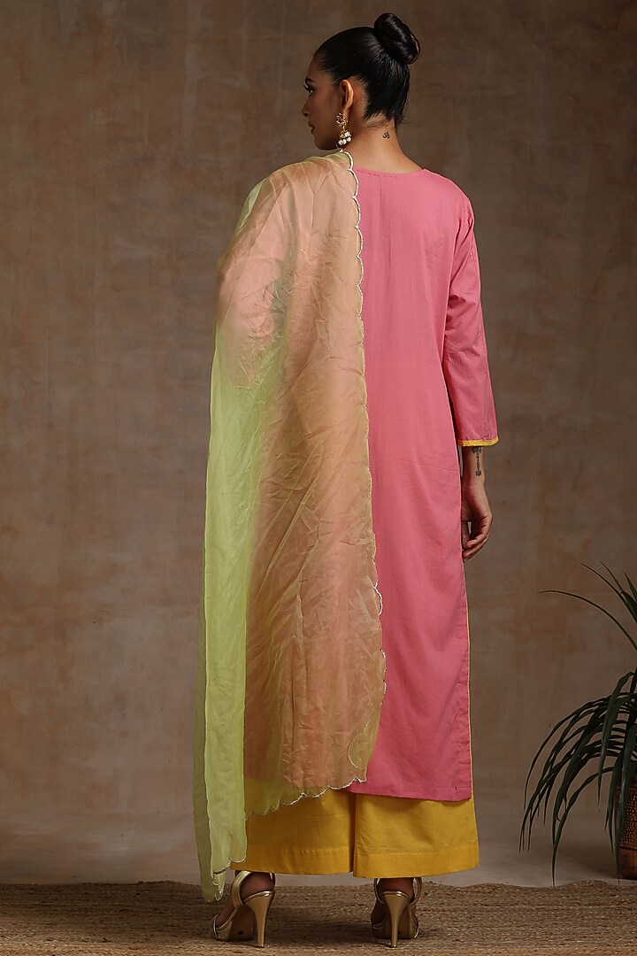 Pink Cotton Embroidered Kurta Set by Wazir C at Pernia's Pop Up Shop