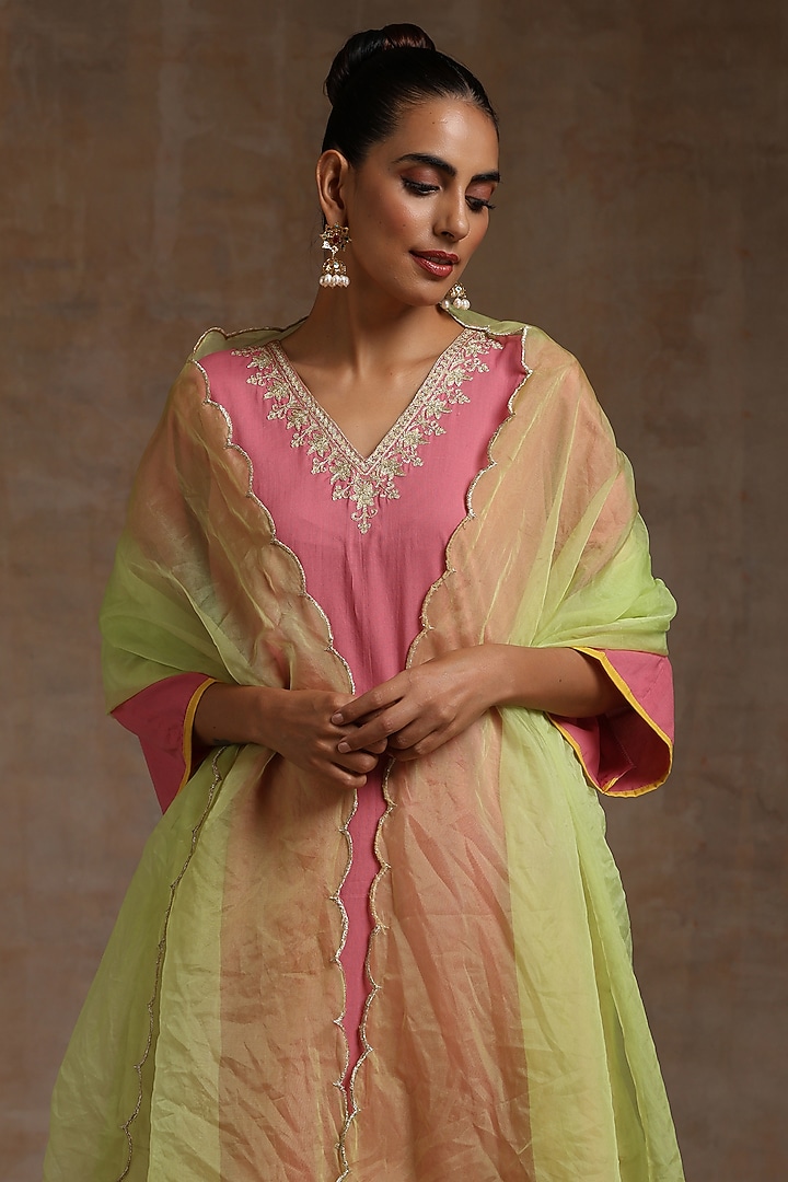 Pink Cotton Embroidered Kurta Set by Wazir C at Pernia's Pop Up Shop