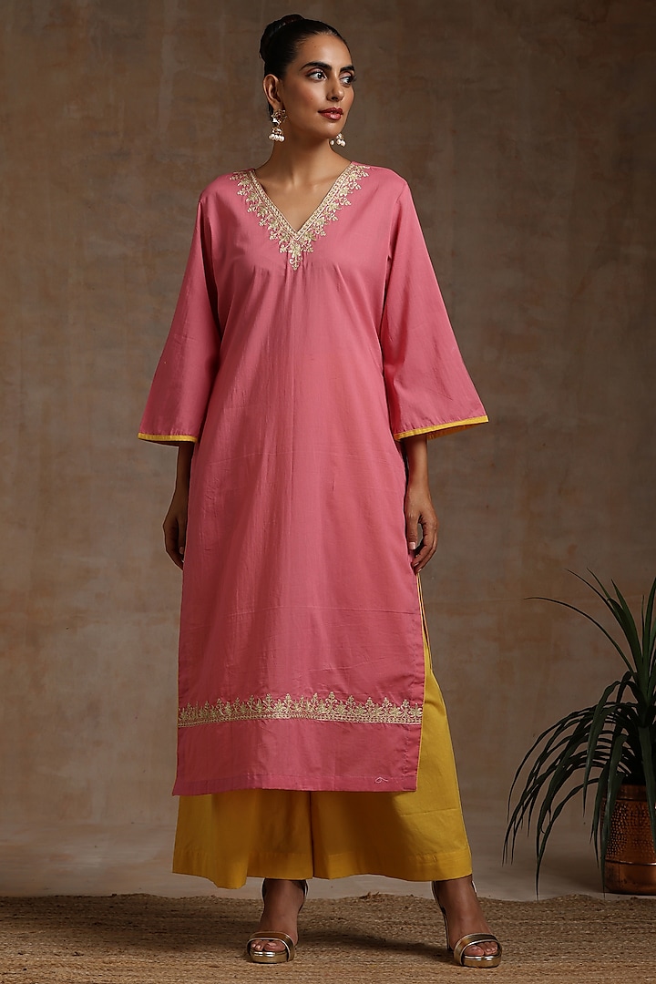Pink Cotton Embroidered Kurta Set by Wazir C at Pernia's Pop Up Shop