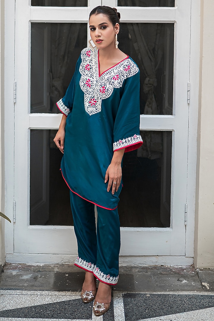 Teal Blue Crepe Kashmiri Tilla Embroidered Co-Ord Set by Wazir C at Pernia's Pop Up Shop