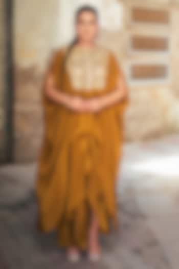 Mustard Crepe Kashmiri Tilla Embroidered Co-Ord Set by Wazir C at Pernia's Pop Up Shop