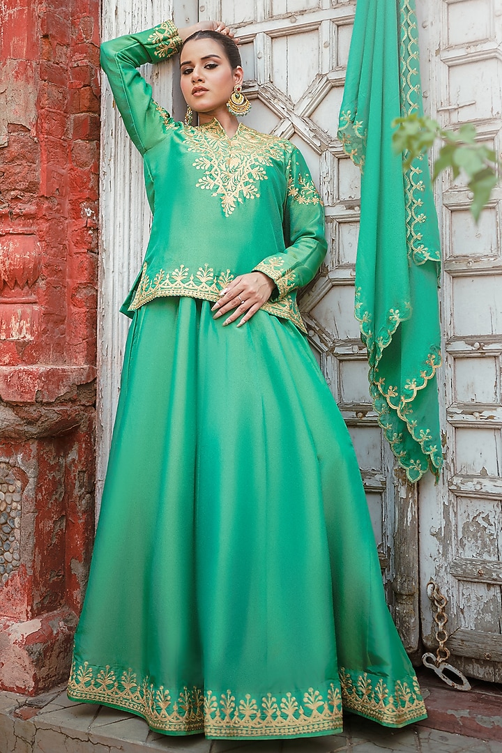 Green Silk Kashmiri Tilla Embroidered Lehenga Set by Wazir C at Pernia's Pop Up Shop