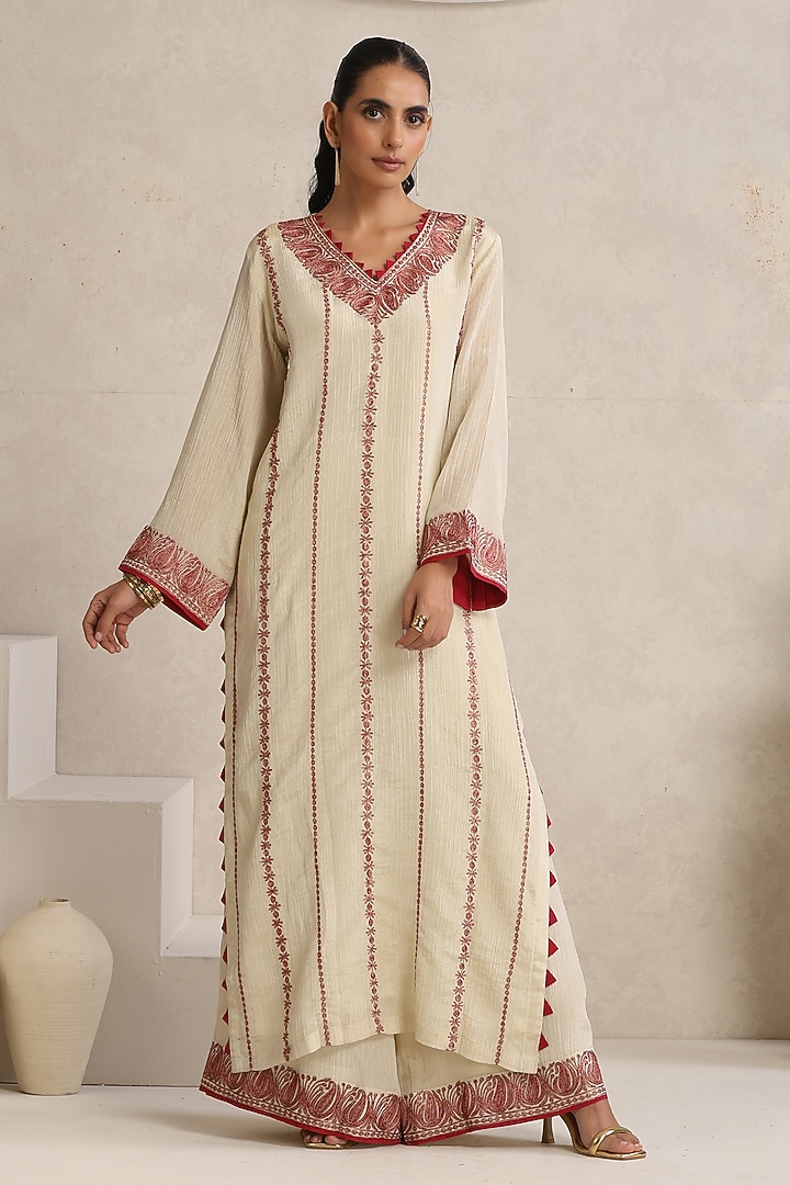 Off-White Silk Kashmiri Tilla Embroidered Pheran Style Kurta Set by Wazir C at Pernia's Pop Up Shop