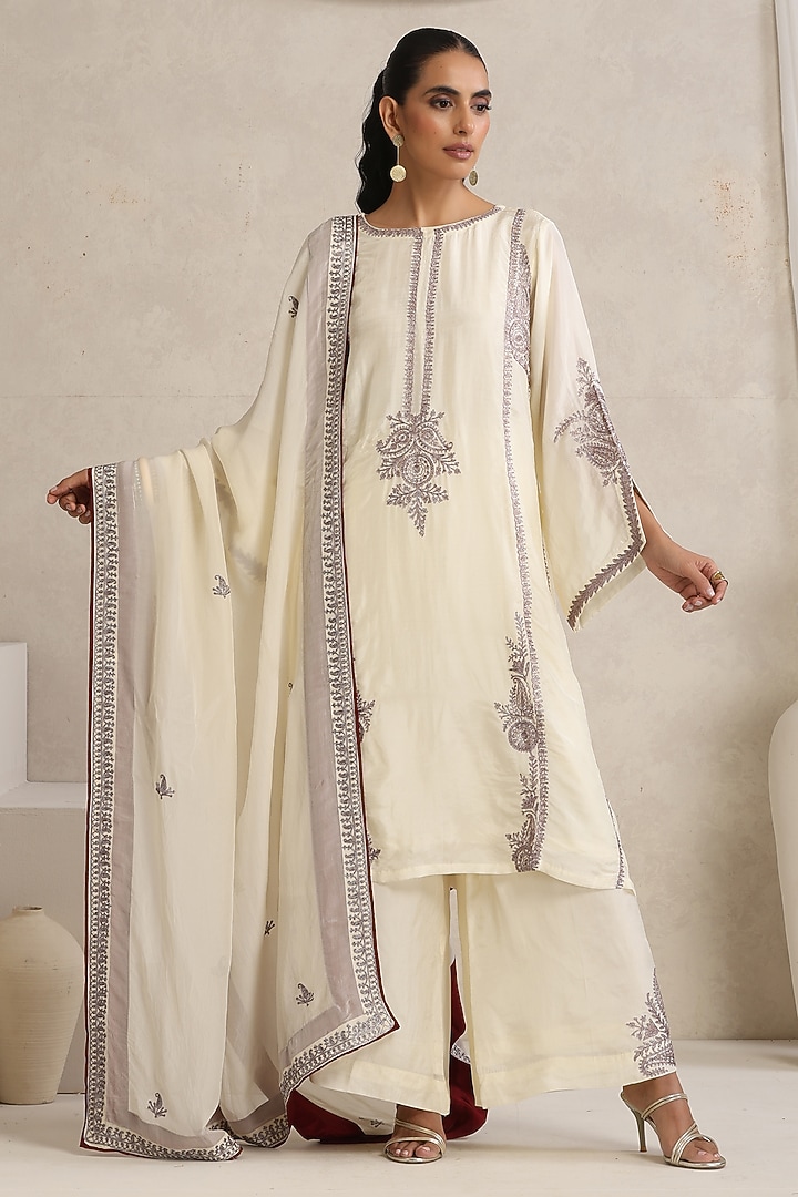 Cream Silk Kashmiri Tilla Embroidered Kurta Set by Wazir C at Pernia's Pop Up Shop