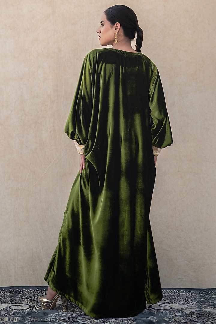 Mehendi Green Velvet Kashmiri Tilla Embroidered Kaftan by Wazir C at Pernia's Pop Up Shop