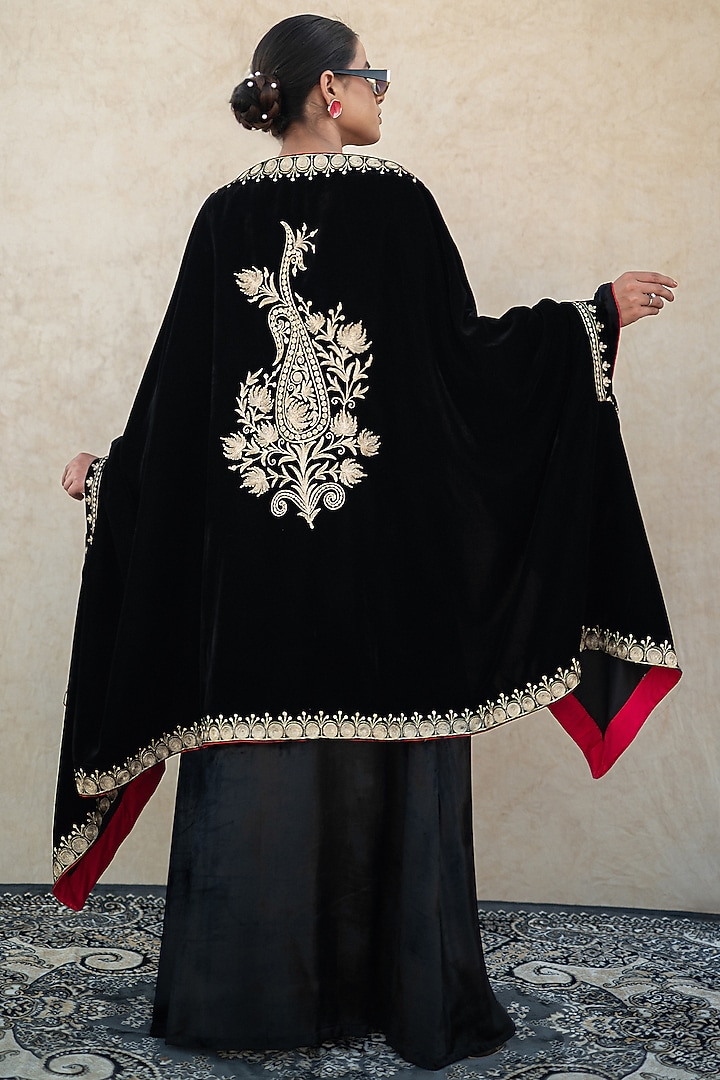 Black Makhmal Kashmiri Tilla Embroidered Cape Vacation Dress by Wazir C at Pernia's Pop Up Shop