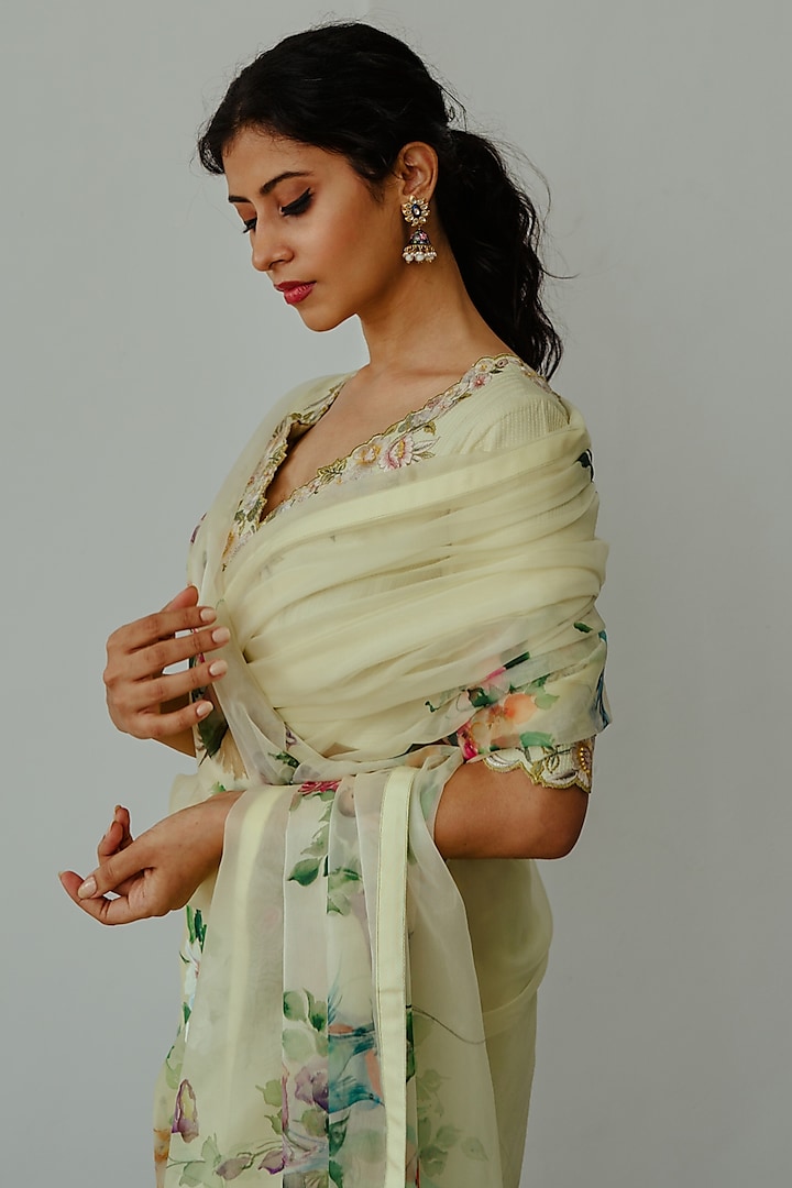 Lemon Yellow Organza Hand Painted & Resham Embroidered Wedding Saree Set by Wabi Sabi at Pernia's Pop Up Shop