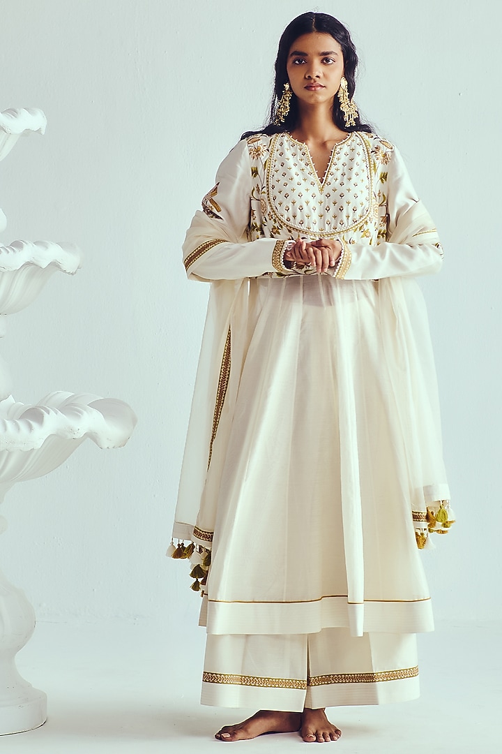 Ivory Chanderi Handloom Resham Embroidered Wedding Anarkali Set by Wabi Sabi at Pernia's Pop Up Shop