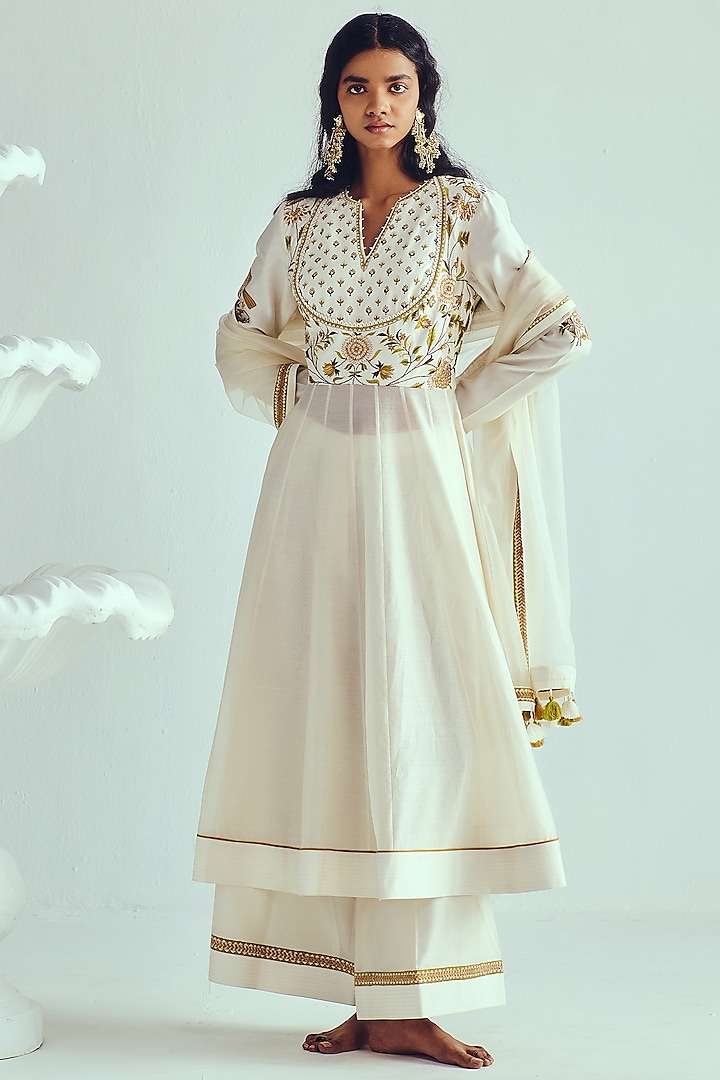 Ivory Chanderi Handloom Resham Embroidered Wedding Anarkali Set by Wabi Sabi at Pernia's Pop Up Shop